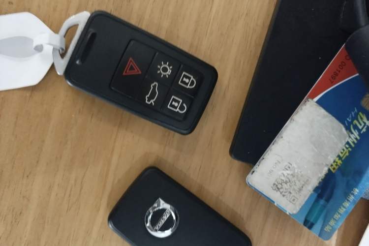 Used Volvo V40 2017 T3 Zhiya Edition Vehicle Key