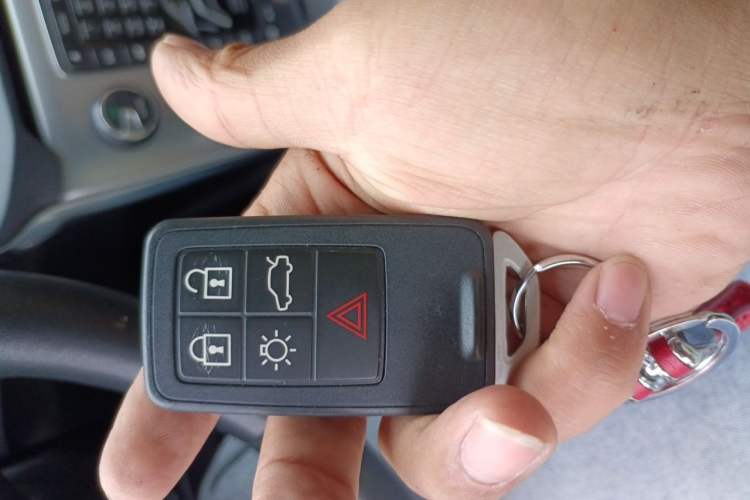 Used Volvo V40 2017 T3 Zhiya Edition Vehicle Key