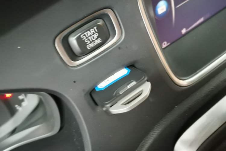 Used Volvo V40 2017 T3 Zhiya Edition Vehicle Key