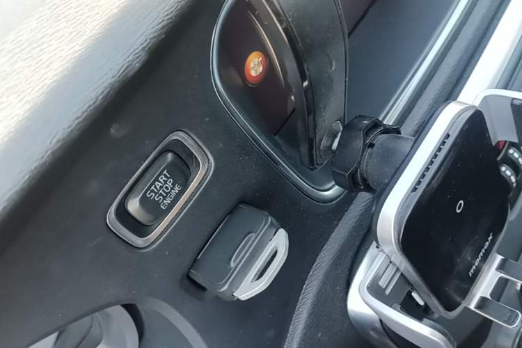 Used Volvo V40 2017 T3 Zhiya Edition Vehicle Key