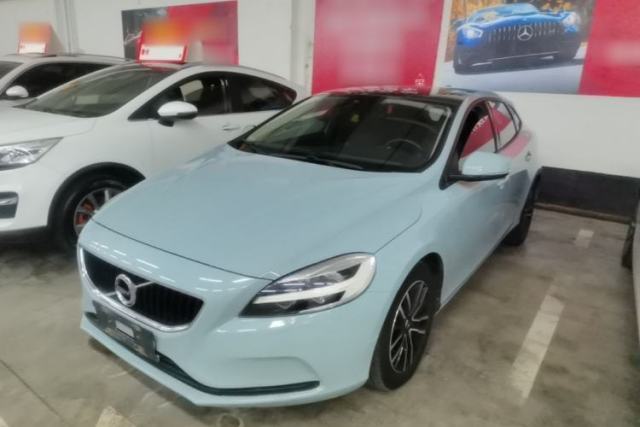 Used Volvo V40 2017 T3 Zhiyi Edition