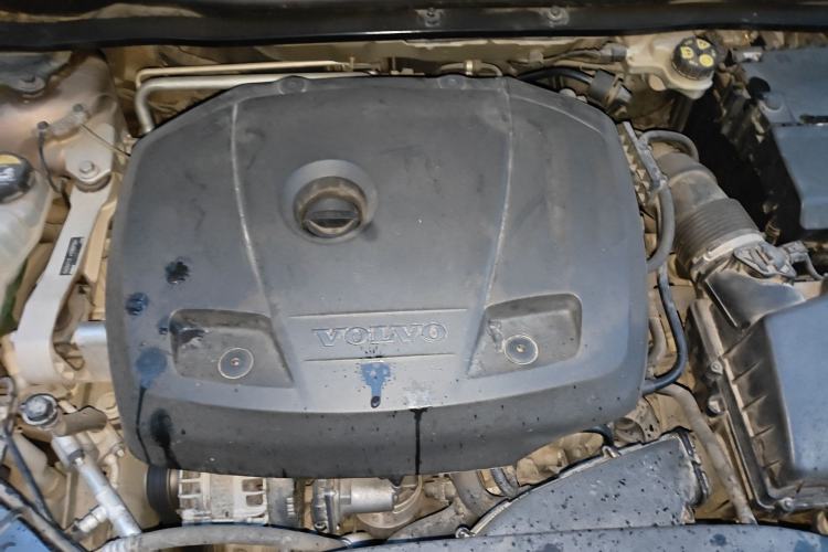 Used Volvo V40 2017 Cross Country T5 AWD Luxury Edition Engine Bay