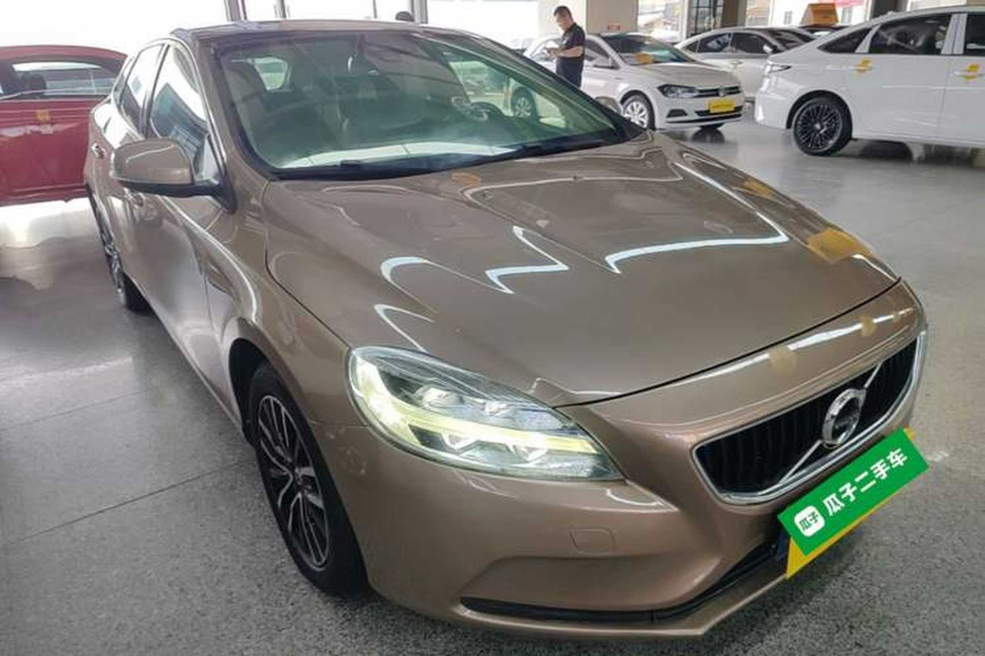 Used Volvo V40 2017 T3 Zhiyi Edition Exterior 1