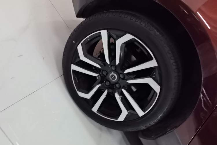 Used Volvo V40 2017 Cross Country T3 Zhiya Edition Exterior 5
