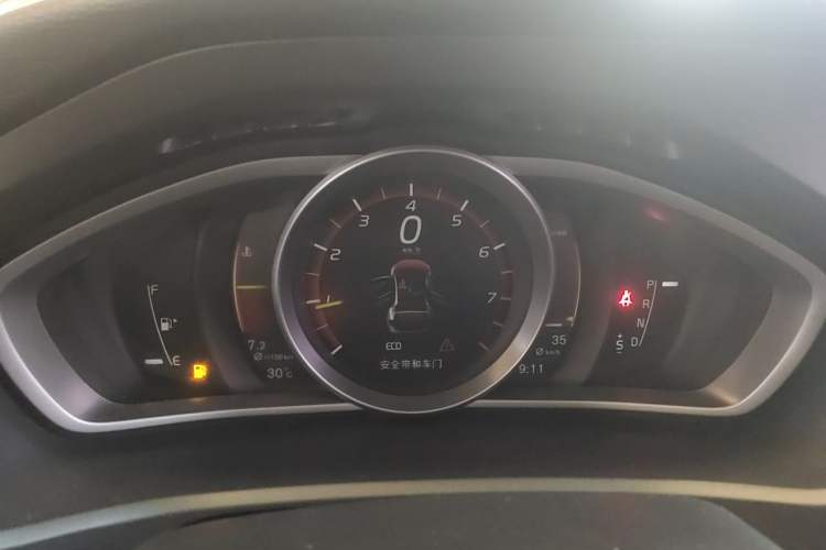 Used Volvo V40 2017 T3 Zhiyi Edition Instrument Cluster