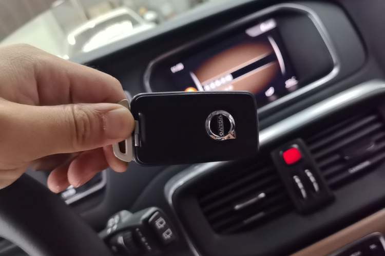 Used Volvo V40 2017 Cross Country T3 Zhiya Edition Interior 1