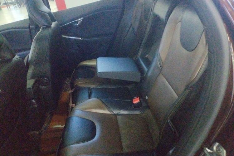 Used Volvo V40 2017 Cross Country T3 Zhiya Edition Left Rear Seat