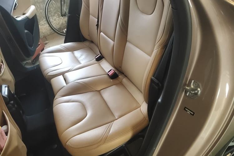 Used Volvo V40 2017 T3 Zhiyi Edition Left Rear Seat