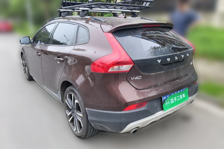 Used Volvo V40 2017 Cross Country T5 AWD Luxury Edition Rear Left 45 Deg