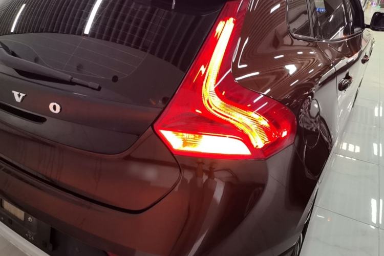 Used Volvo V40 2017 Cross Country T3 Zhiya Edition Right Rear Taillight