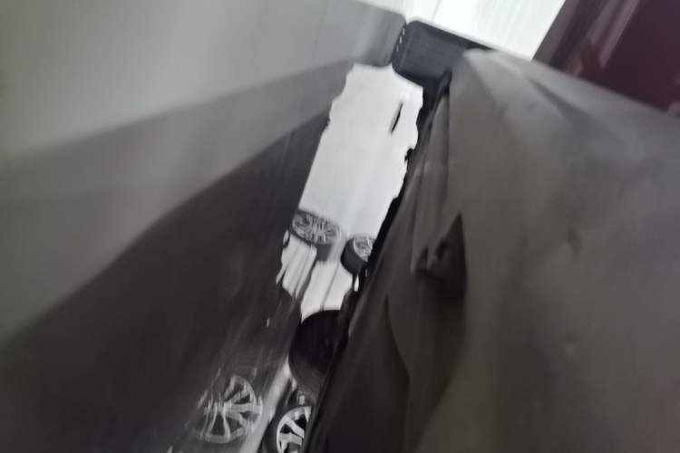 Used Volvo V40 2017 Cross Country T3 Zhiya Edition Right Side Sill