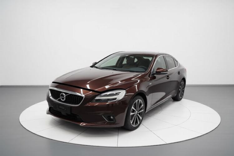 Used Volvo V40 2017 Cross Country T3 Zhiya Edition Guazi used car, China used car export, Used car for sale, Used  cars, Cheapest cars for sale