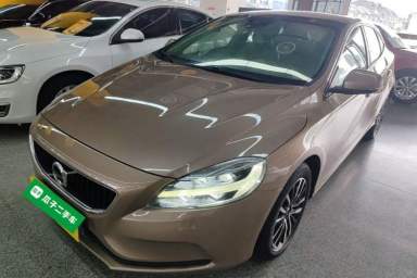 Used Volvo V40 2017 T3 Zhiyi Edition
