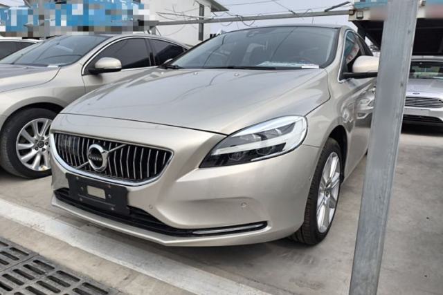 Used Volvo V40 2017 T3 Zhiya Edition