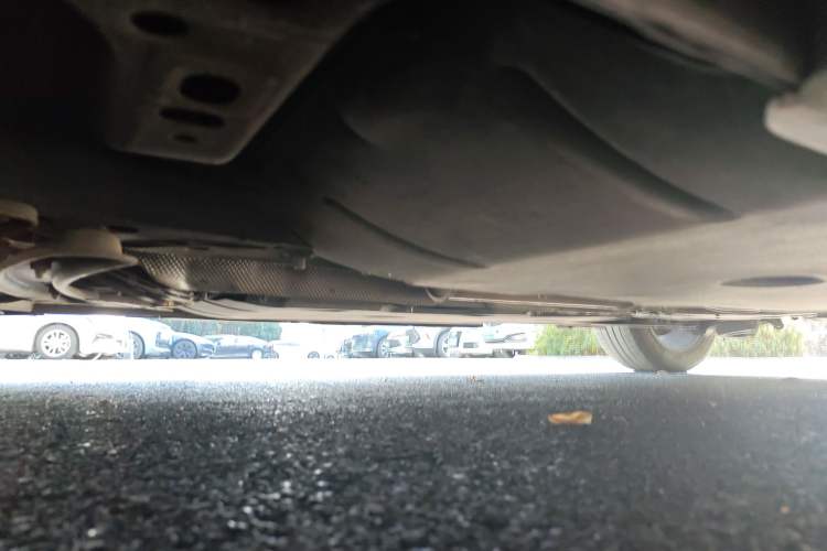 Used Volvo V40 2017 T3 Zhiyi Edition Chassis Front Left
