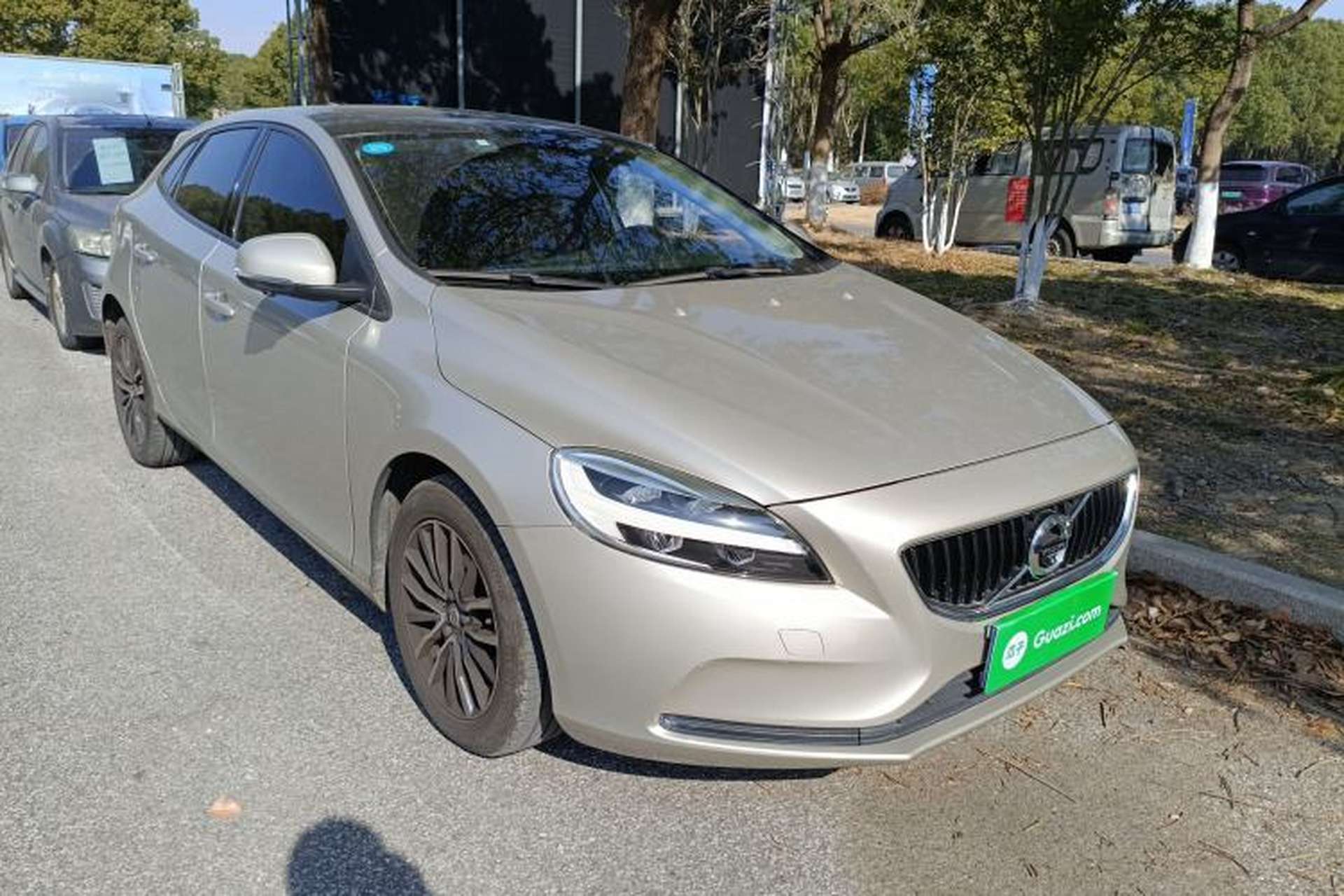 Used Volvo V40 2017 T3 Zhiyi Edition Exterior 2