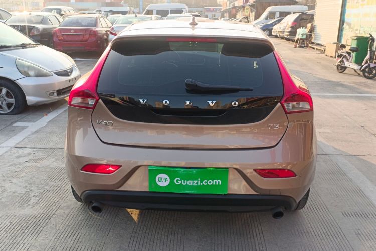 Used Volvo V40 2017 T3 Zhiyi Edition Exterior 4
