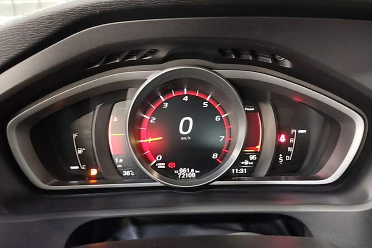 Used Volvo V40 2017 T3 Zhiyi Edition Instrument Cluster