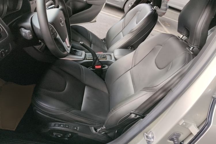 Used Volvo V40 2017 T3 Zhiya Edition Left Front Seat