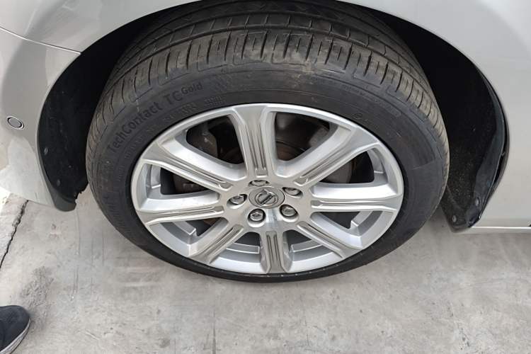 Used Volvo V40 2017 T3 Zhiya Edition Left Front Wheel Hub