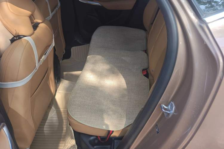 Used Volvo V40 2017 T3 Zhiya Edition Left Rear Seat