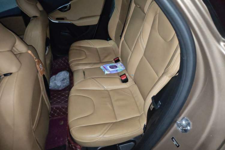 Used Volvo V40 2017 T3 Zhiyi Edition Left Rear Seat