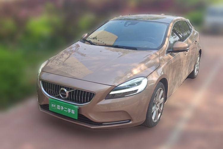 Used Volvo V40 2017 T3 Zhiya Edition Guazi used car, China used car export, Used car for sale, Used  cars, Cheapest cars for sale
