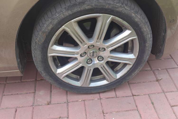 Used Volvo V40 2017 T3 Zhiya Edition Right Front Wheel Hub