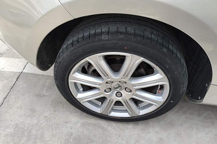 Used Volvo V40 2017 T3 Zhiya Edition Right Rear Wheel Hub