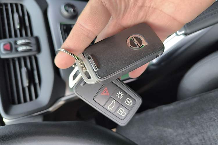 Used Volvo V40 2017 T3 Zhiya Edition Vehicle Key