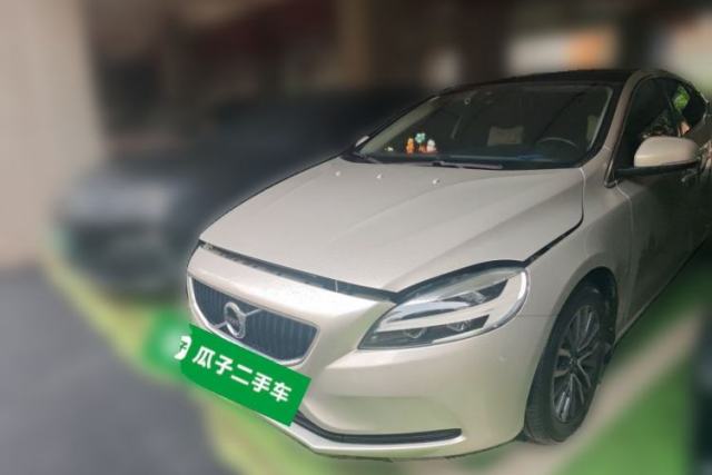 Used Volvo V40 2017 T3 Zhiyi Edition