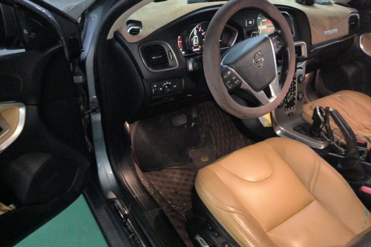 Used Volvo V40 2017 T3 Zhiya Edition Driver Seat