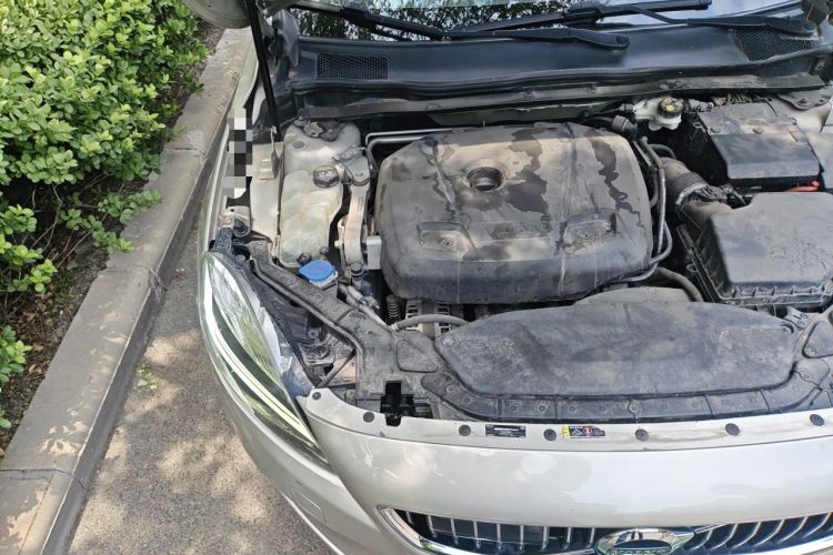 Used Volvo V40 2017 T3 Zhiya Edition Engine Bay Right