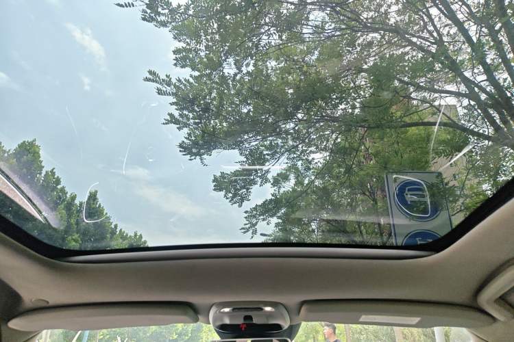 Used Volvo V40 2017 T3 Zhiya Edition Headliner