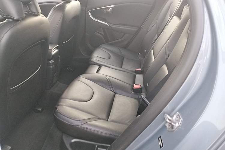 Used Volvo V40 2017 T3 Zhiya Edition Left Rear Seat