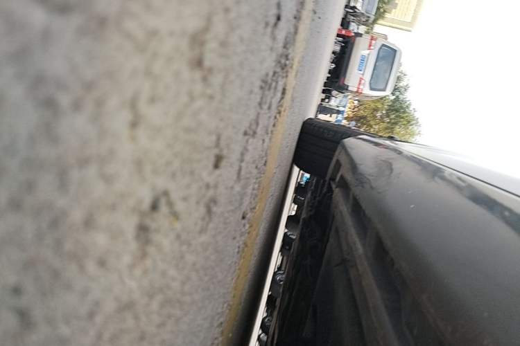Used Volvo V40 2017 T3 Zhiya Edition Left Side Sill