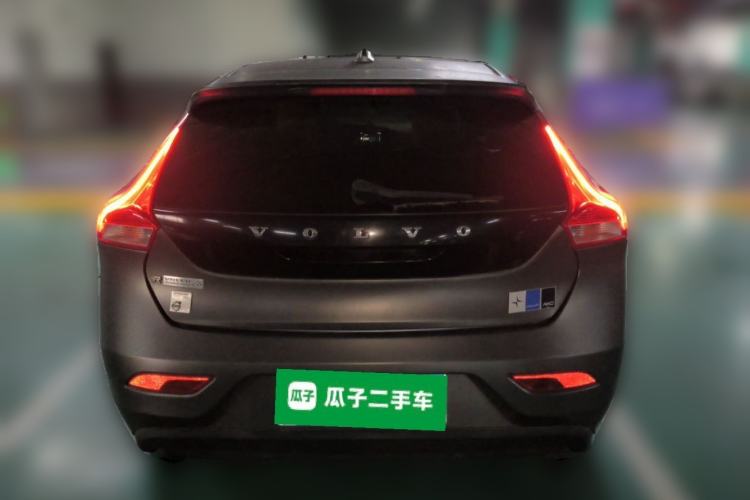 Used Volvo V40 2017 T3 Zhiya Edition Rear