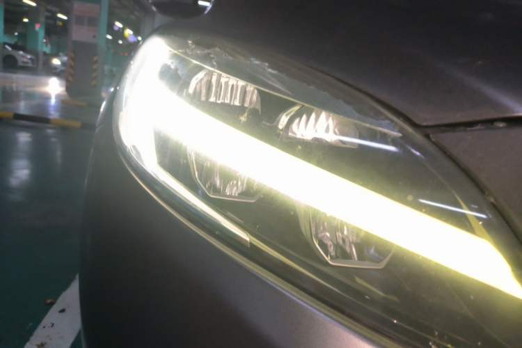 Used Volvo V40 2017 T3 Zhiya Edition Right Front Headlight