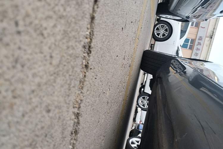 Used Volvo V40 2017 T3 Zhiya Edition Right Side Sill