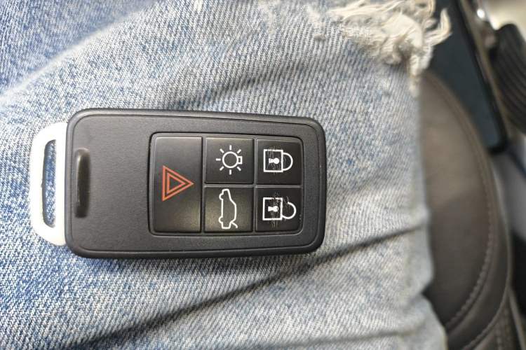 Used Volvo V40 2017 T3 Zhiya Edition Vehicle Key