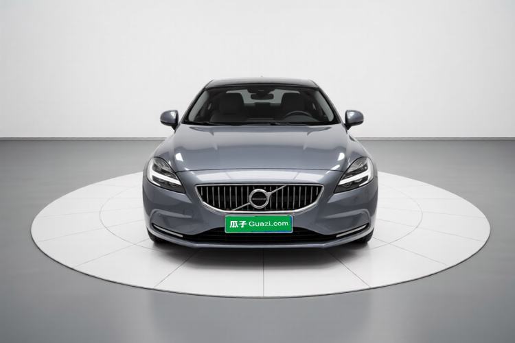 Used Volvo V40 2017 T3 Zhiya Edition Front