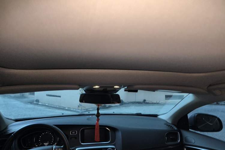 Used Volvo V40 2017 T3 Zhiya Edition Headliner