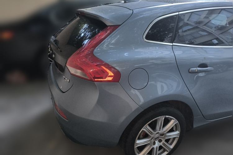 Used Volvo V40 2017 T3 Zhiya Edition Rear