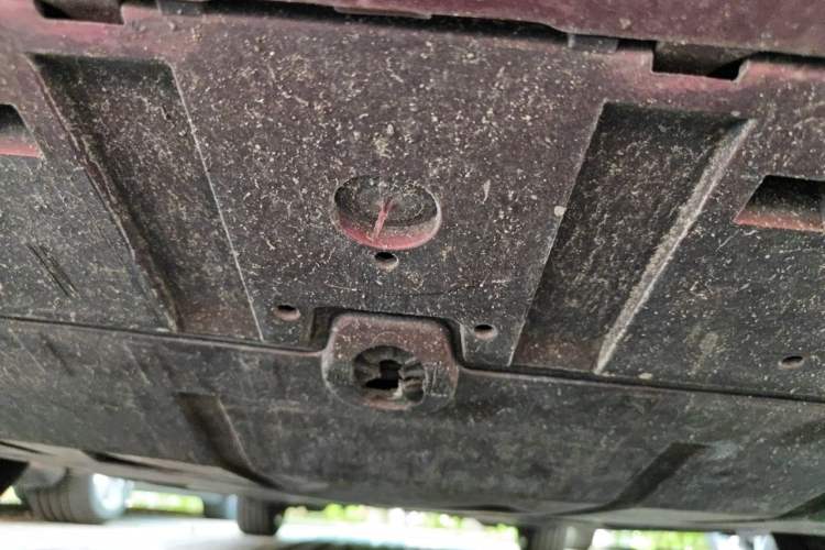Used Volvo V40 2017 T3 Zhiyi Edition Chassis Front