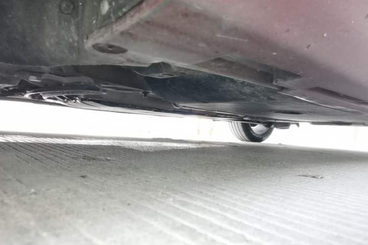 Used Volvo V40 2017 T3 Smart Edition Chassis Front Left