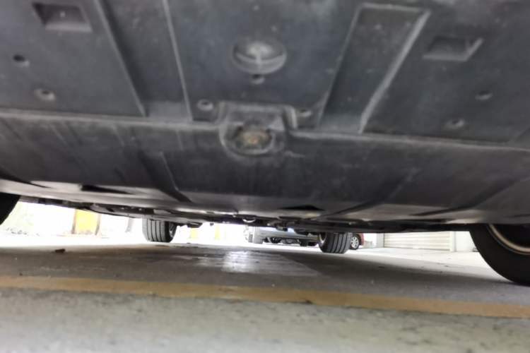 Used Volvo V40 2017 T3 Smart Edition Chassis Front
