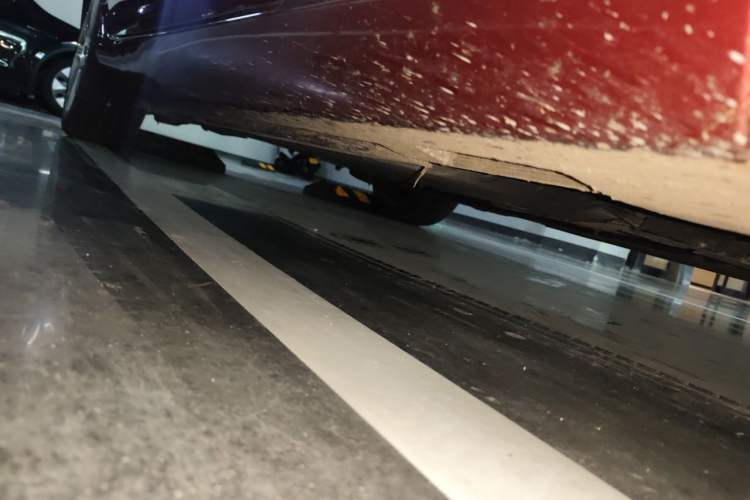 Used Volvo V40 2017 T3 Zhiya Edition Chassis Front Right