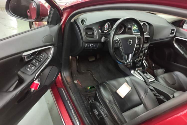 Used Volvo V40 2017 T3 Zhiyi Edition Driver Seat