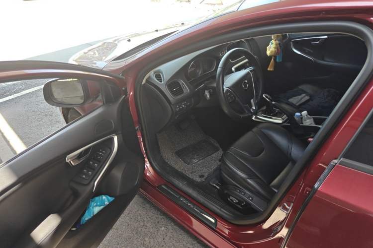 Used Volvo V40 2017 T3 Zhiyi Edition Driver Seat
