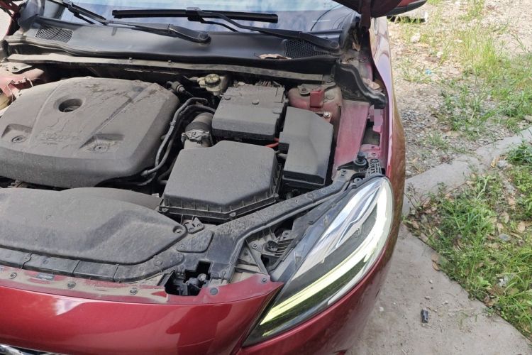 Used Volvo V40 2017 T3 Zhiya Edition Engine Bay Left
